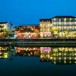 Hotel Riverland - Center