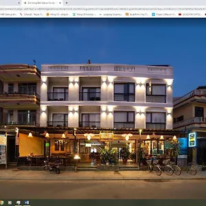 2* Hostel Backhome & Bar